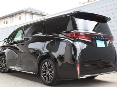 2025 Toyota VELLFIRE — фото 8