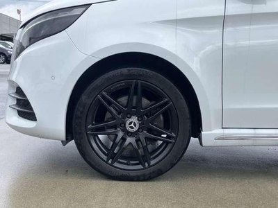 صورة 8 لـ 2024 Mercedes-BENZ V-CLASS