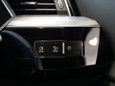 صورة مصغرة 64 لـ 2024 AUDI Q8 SPORTBACK E-TRON