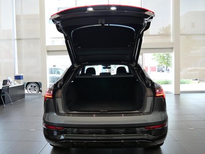 صورة مصغرة 17 لـ 2024 AUDI Q8 SPORTBACK E-TRON