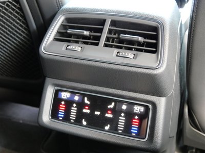 صورة مصغرة 23 لـ 2024 AUDI Q8 SPORTBACK E-TRON