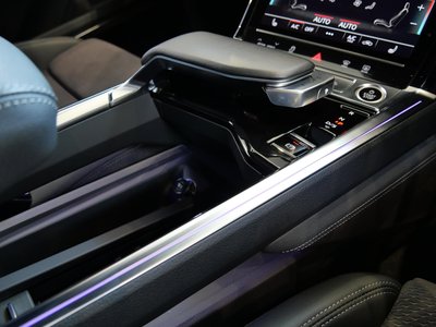 صورة مصغرة 63 لـ 2024 AUDI Q8 SPORTBACK E-TRON