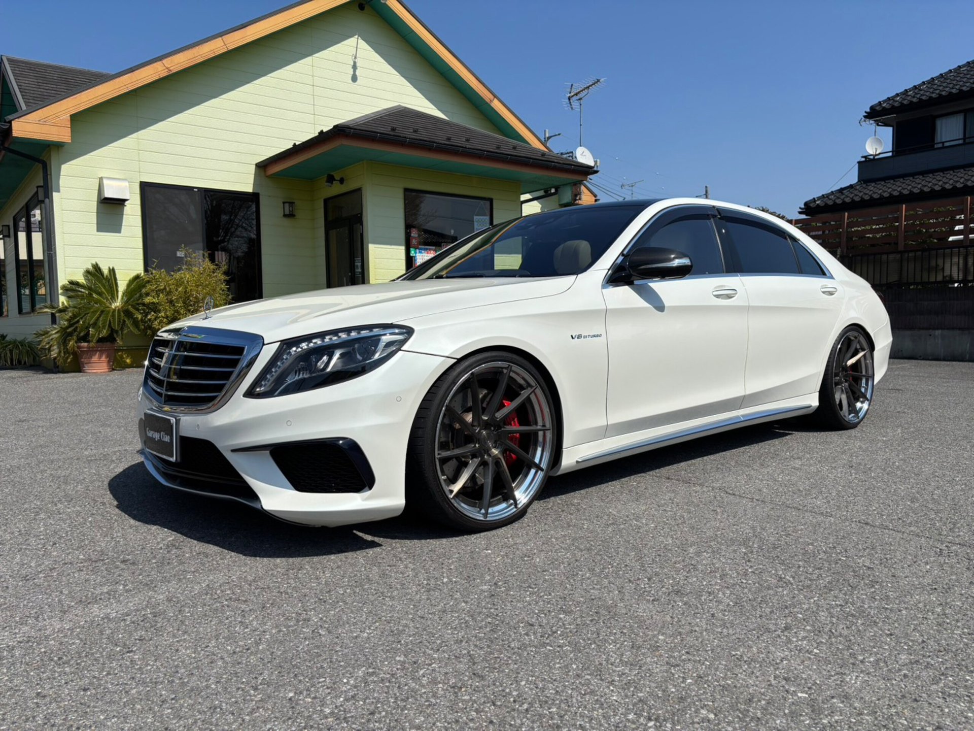 MERCEDES-BENZ S-CLASS AMG - View 1