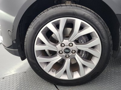 صورة 6 لـ 2019 LAND Rover RANGE ROVER