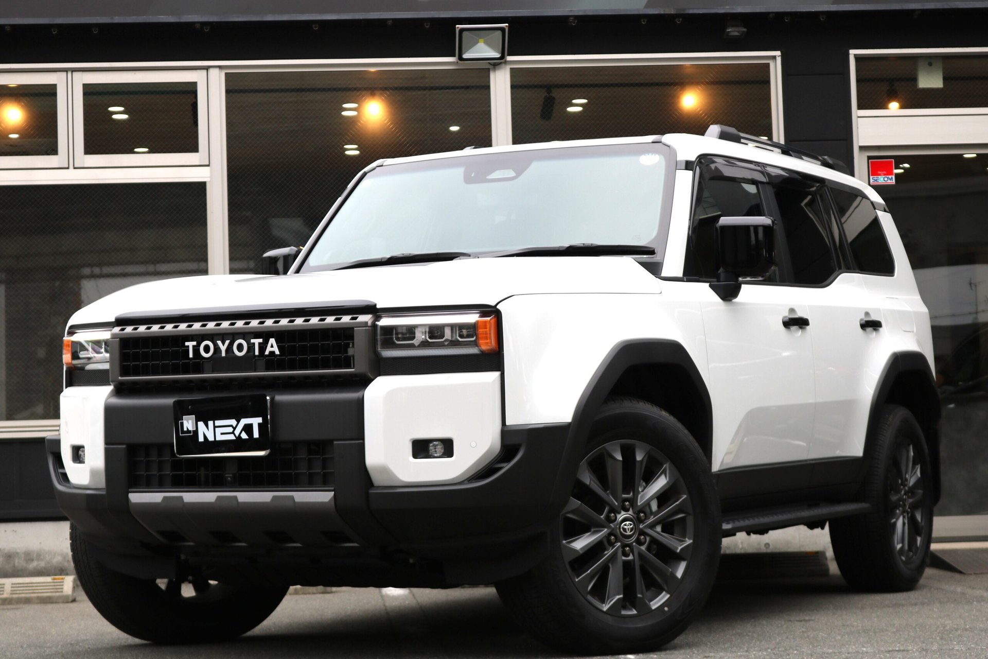 TOYOTA LAND CRUISER 250 - View 1