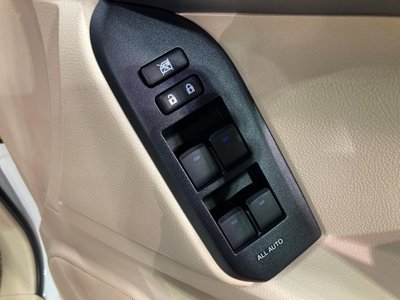 2023 Toyota LAND CRUISER PRADO 缩略图 41