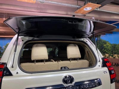 2023 Toyota LAND CRUISER PRADO 缩略图 38