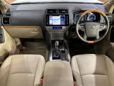 2023 Toyota LAND CRUISER PRADO 照片 2