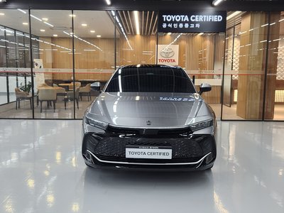 2024 Toyota CROWN CROSSOVER photo 2