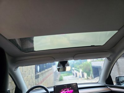 2022 Tesla MODEL Y — миниатюра 13