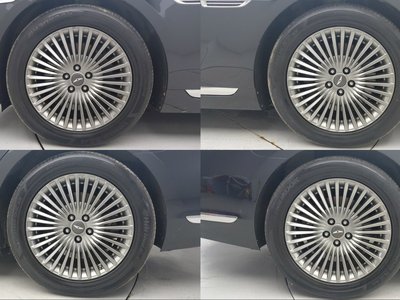2020 Genesis G90 photo 6
