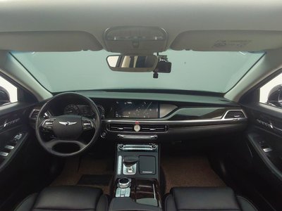 2020 Genesis G90 photo 4