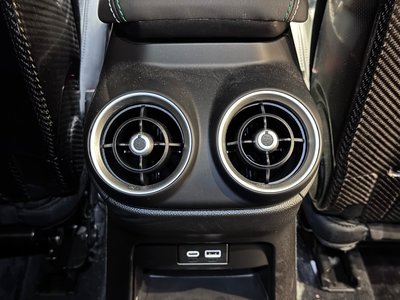 2023 ALFA Romeo STELVIO thumbnail 36