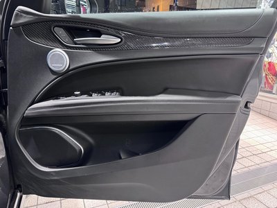 2023 ALFA Romeo STELVIO thumbnail 22