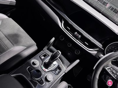 2023 ALFA Romeo STELVIO thumbnail 25