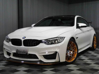 BMW M4 COUPE
