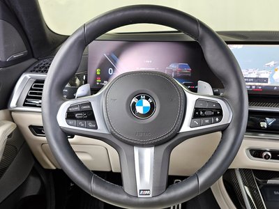 2025 BMW X7 缩略图 19