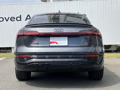 AUDI Q8 SPORTBACK E-TRON - 8