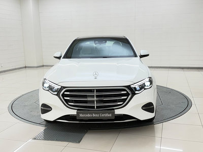 MERCEDES-BENZ E-CLASS - 8