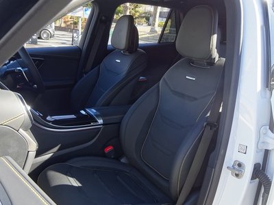 MERCEDES-BENZ GLC AMG - 10