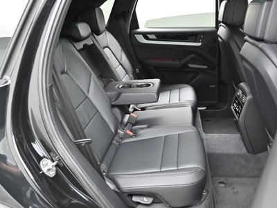 2025 Porsche CAYENNE — миниатюра 11