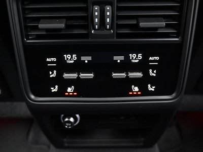 2025 Porsche CAYENNE — миниатюра 14