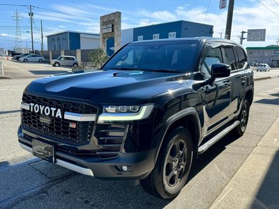 TOYOTA LAND CRUISER 300 - 3