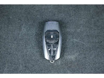 صورة 53 لـ 2017 Aston Martin DB11