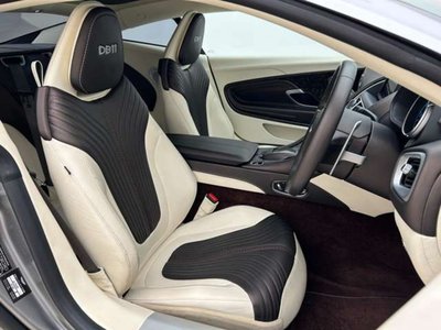 صورة 20 لـ 2017 Aston Martin DB11
