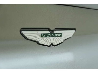 صورة 33 لـ 2017 Aston Martin DB11
