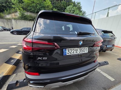 صورة 4 لـ 2023 BMW X5