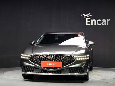 صورة 2 لـ 2022 Genesis G90 (RS4)