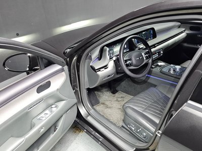 2022 Genesis G90 (RS4) — миниатюра 13