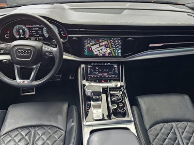AUDI Q8 - 5