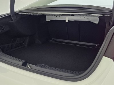 صورة مصغرة 11 لـ 2025 Mercedes-BENZ E-CLASS
