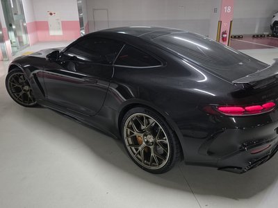 MERCEDES-BENZ GT AMG - 1