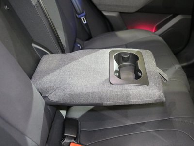 2024 LAND Rover RANGE ROVER VELAR — миниатюра 57