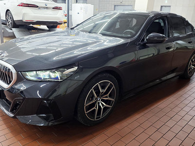 2026 BMW 5 SERIES photo 1