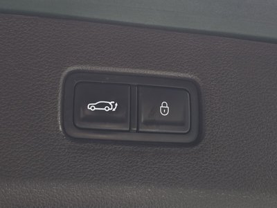 2023 Genesis GV80 thumbnail 26