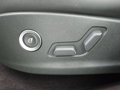 2023 Genesis GV80 thumbnail 36