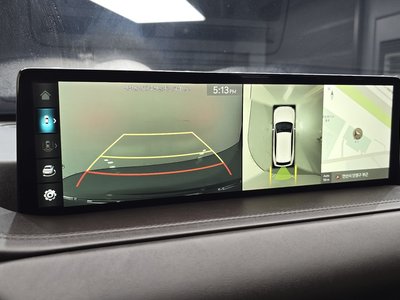 2023 Genesis GV80 thumbnail 23