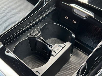 صورة مصغرة 19 لـ 2025 Mercedes-BENZ C-CLASS