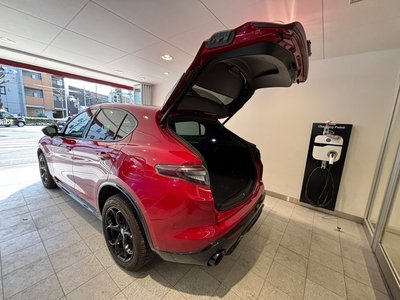 2023 ALFA Romeo STELVIO 缩略图 47