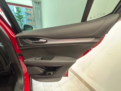 2023 ALFA Romeo STELVIO 缩略图 39