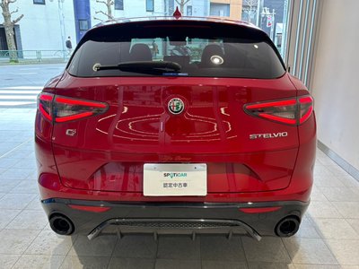 2023 ALFA Romeo STELVIO photo 9