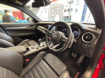 2023 ALFA Romeo STELVIO 缩略图 28