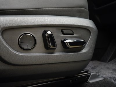 صورة مصغرة 49 لـ 2024 Lexus RX