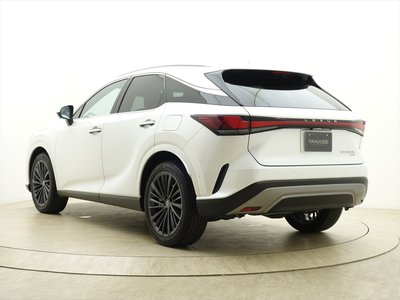 صورة مصغرة 7 لـ 2024 Lexus RX