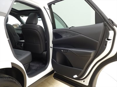 صورة مصغرة 50 لـ 2024 Lexus RX