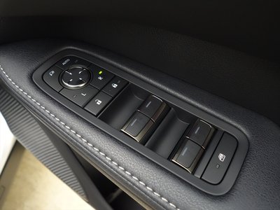 صورة مصغرة 26 لـ 2024 Lexus RX
